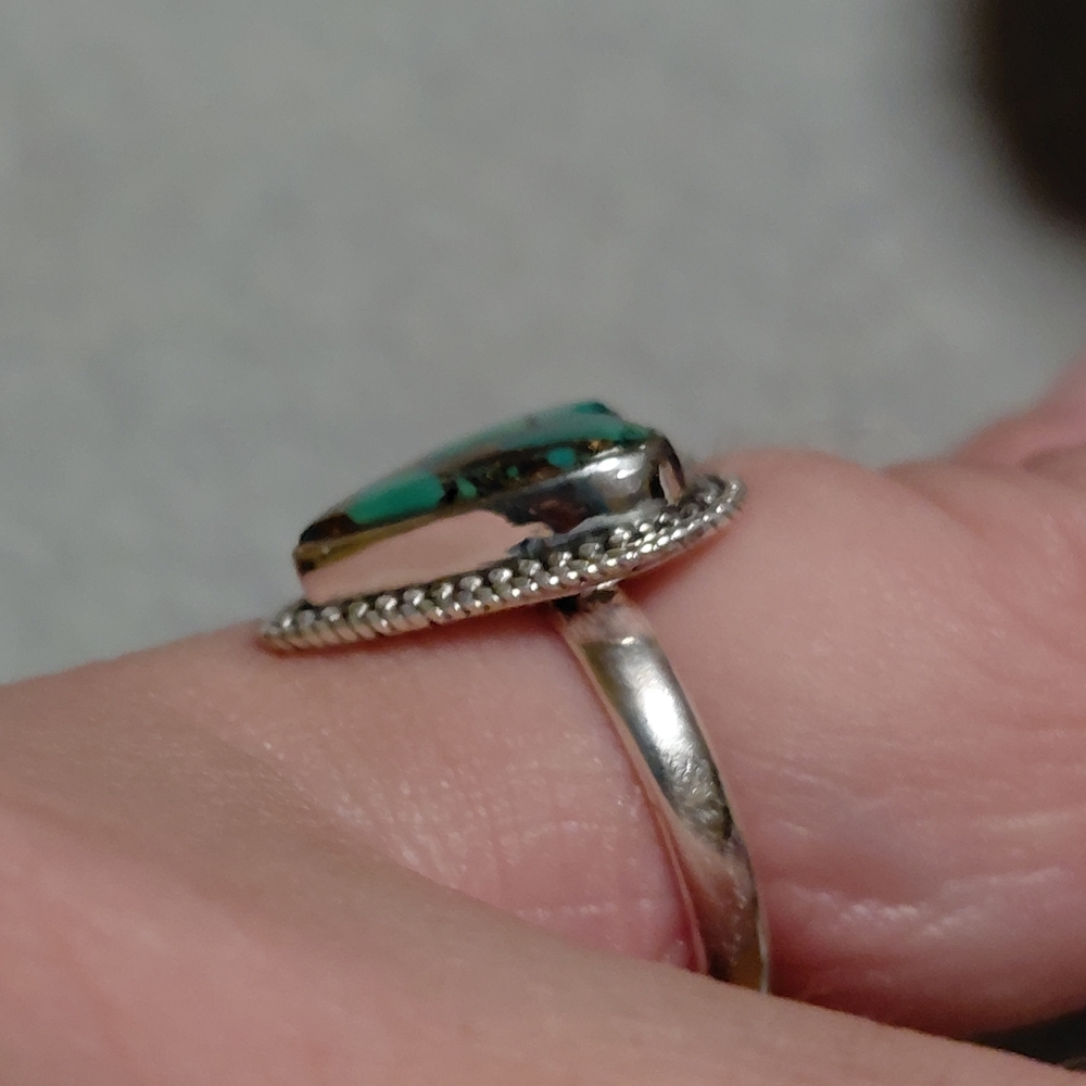 Heart-Shaped Green Dahlia Turquoise Silver Ring - Picture 5 of 13